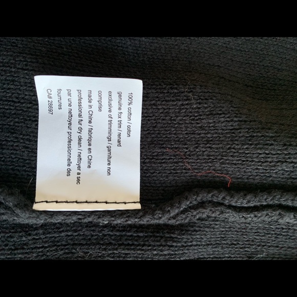 Women’s Mitchie’s Matching Pom Hat with Fox Pom - Picture 3 of 3